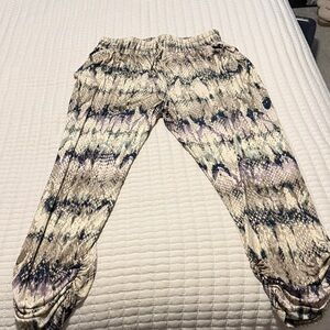 Women's Patterned Pants